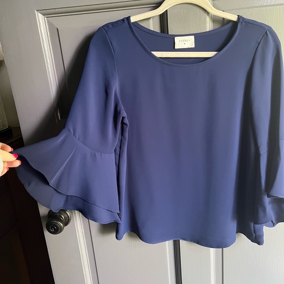 Navy 3/4 Flutter Sleeve Top - Picture 2 of 2
